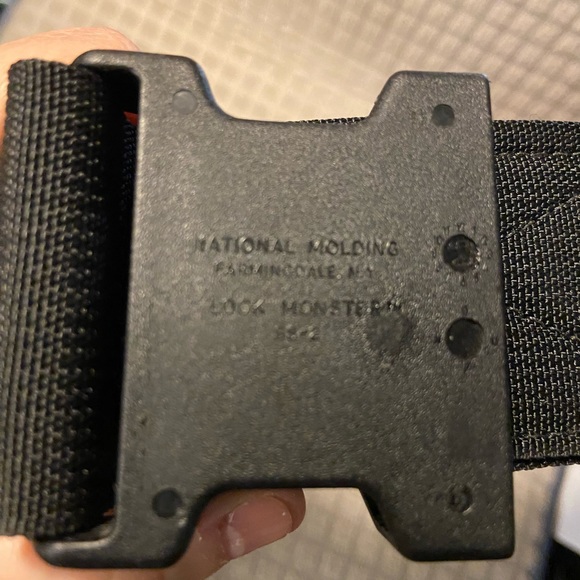 Blackhawk Reinforced Duty belt. Stiff & Sturdy. Designed to hold a lot of gear. - Picture 5 of 11